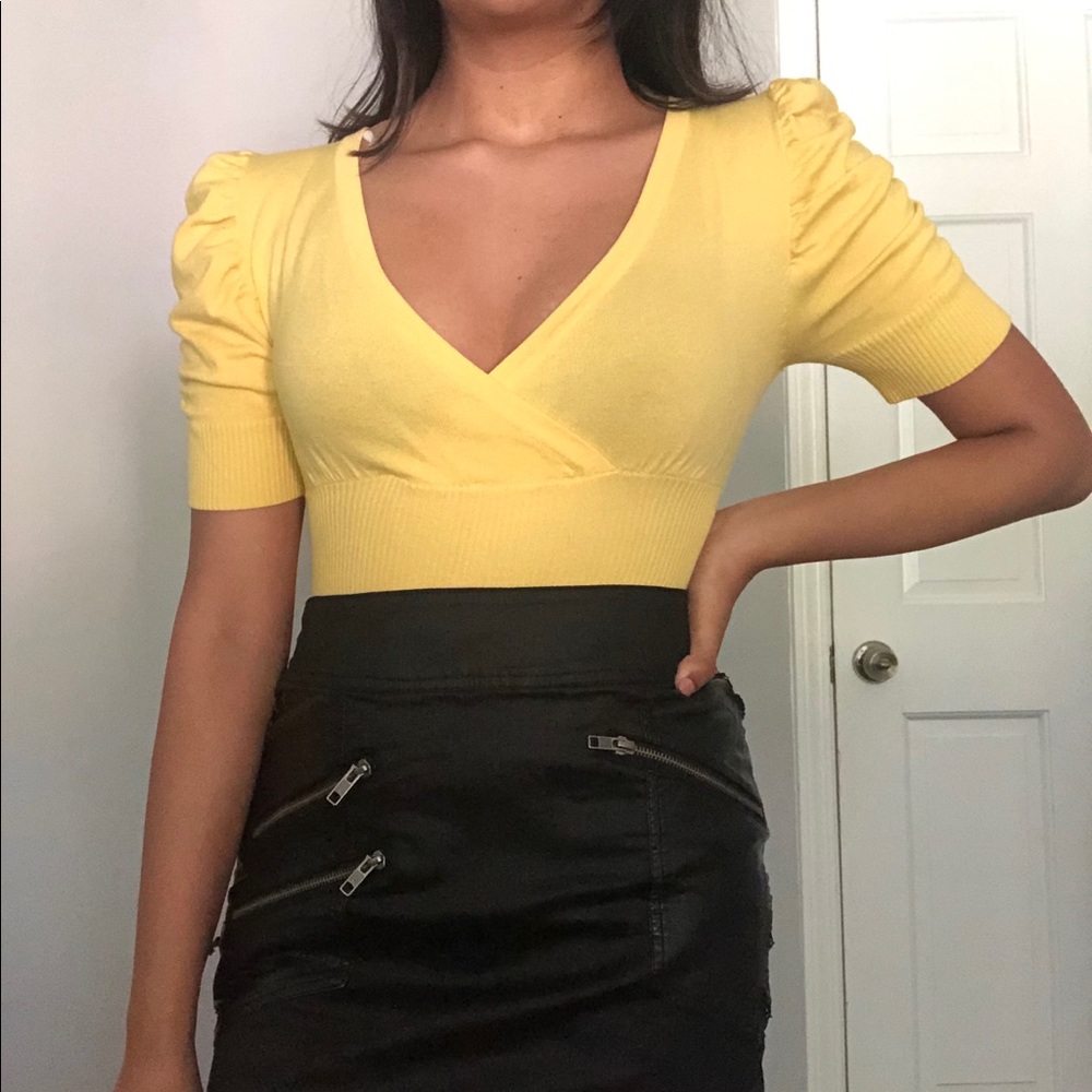 Yellow top